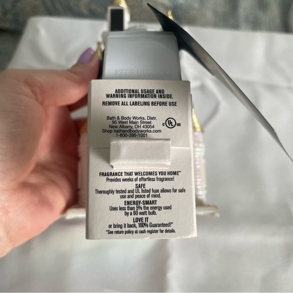 Bath and Body Works Disney Princess Cinderella Castle Wallflower Plug Projector - Picture 5 of 11